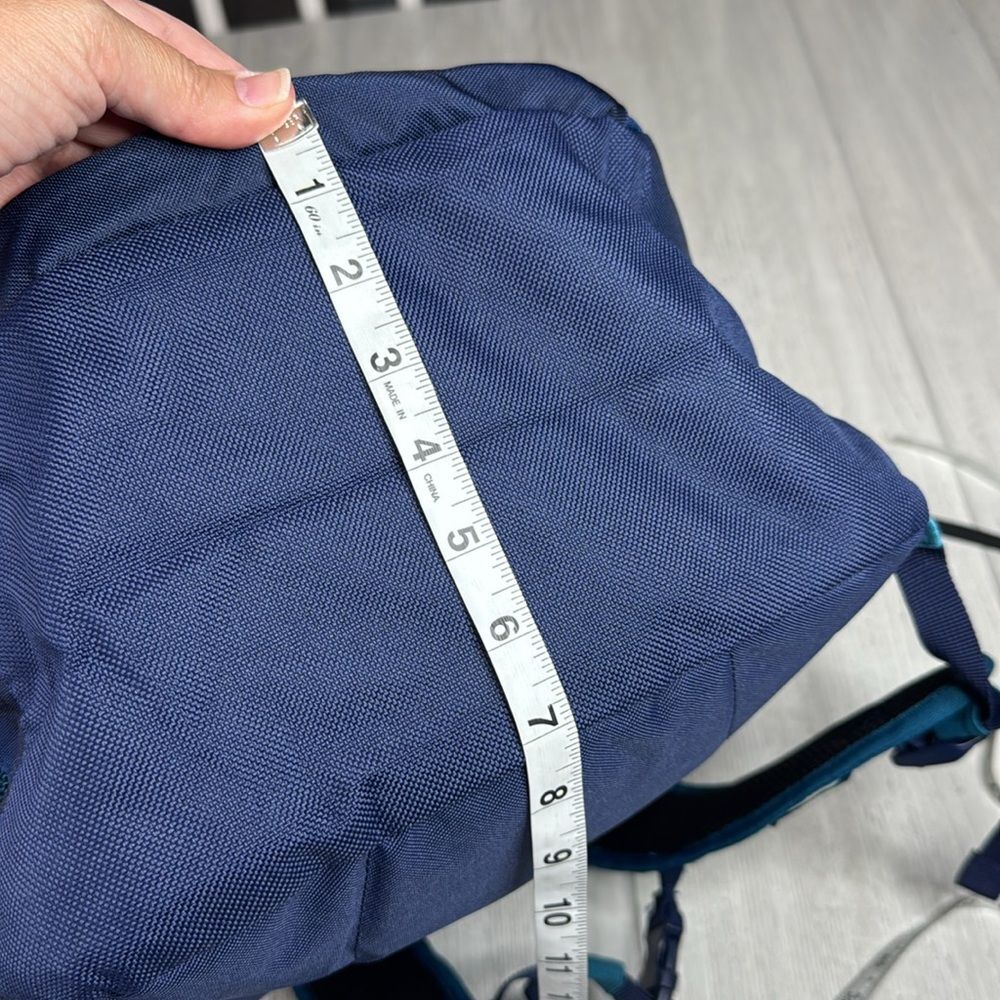 Lands’ end classmate backpack, blue ombré backpack - Picture 4 of 10